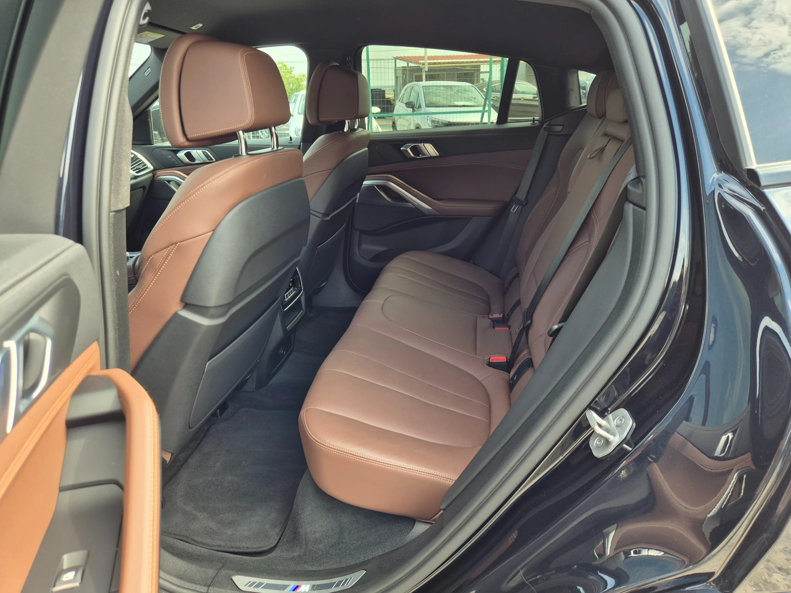 BMW X6 xDrive30d M-Pack, снимка 12 - Автомобили и джипове - 55655245