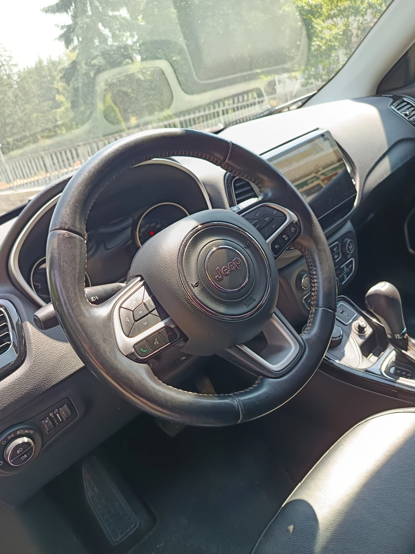 Jeep Compass Limited , снимка 2 - Автомобили и джипове - 55774068
