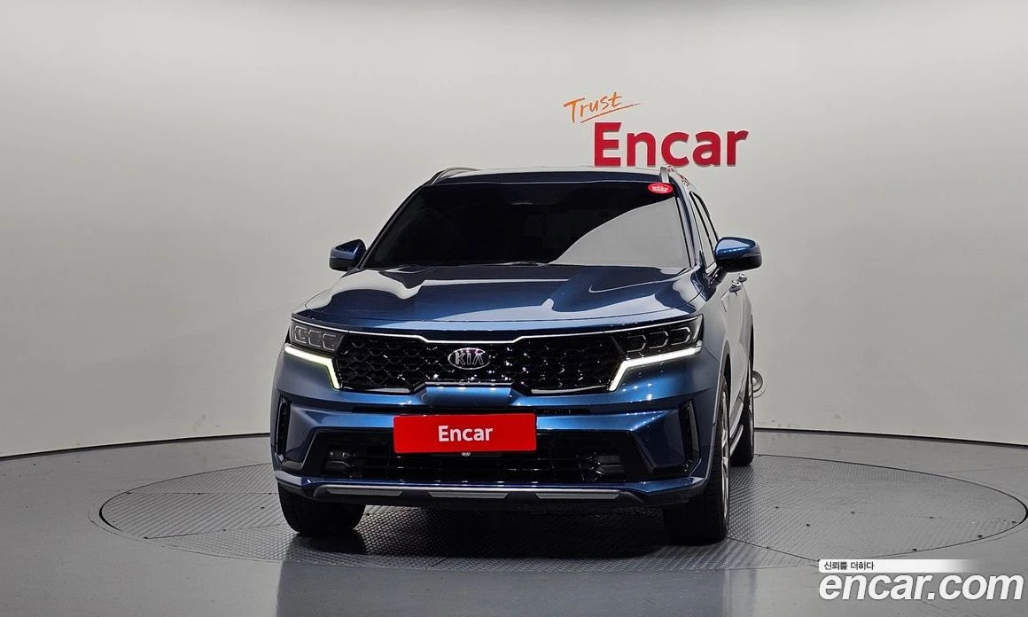 Kia Sorento Diesel 2.2 2WD Trendy, снимка 3 - Автомобили и джипове - 55807580