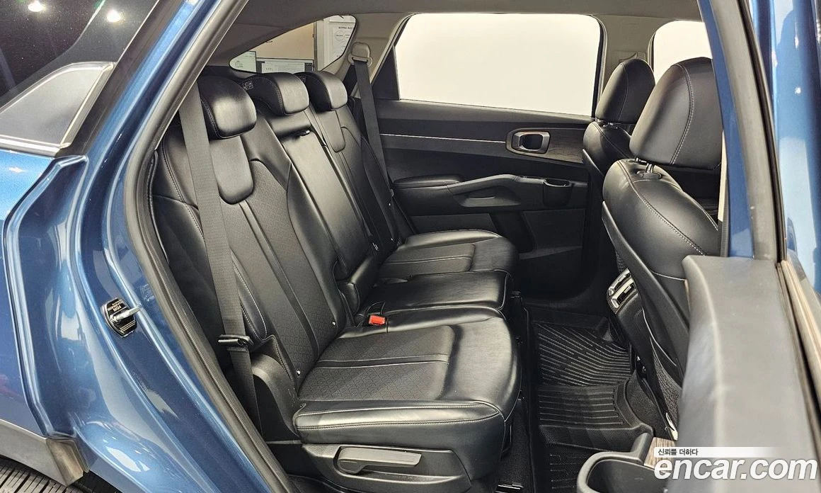 Kia Sorento Diesel 2.2 2WD Trendy, снимка 16 - Автомобили и джипове - 55807580