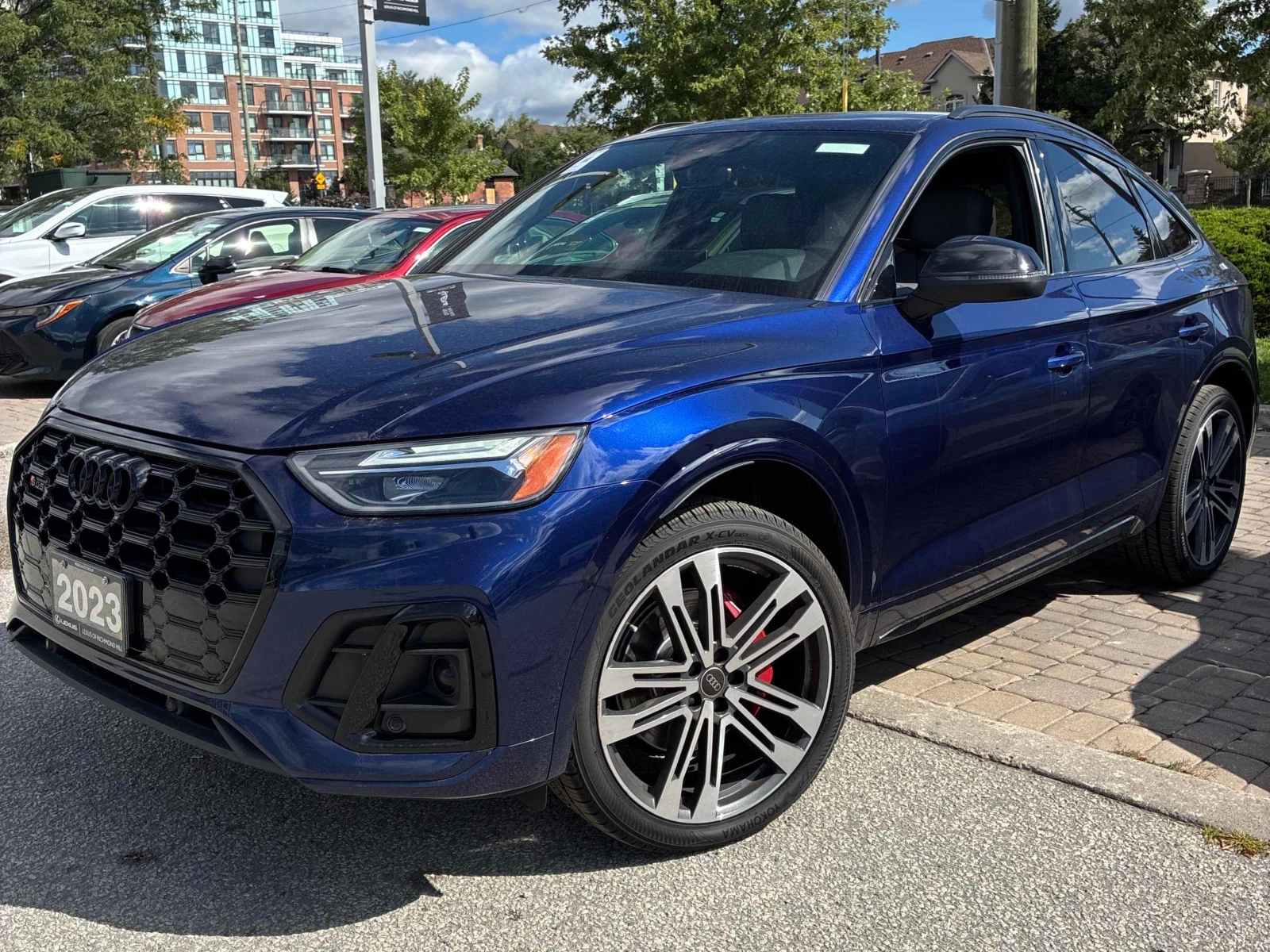 Audi SQ5 * Progressiv * CARFAX * , снимка 2 - Автомобили и джипове - 56099471