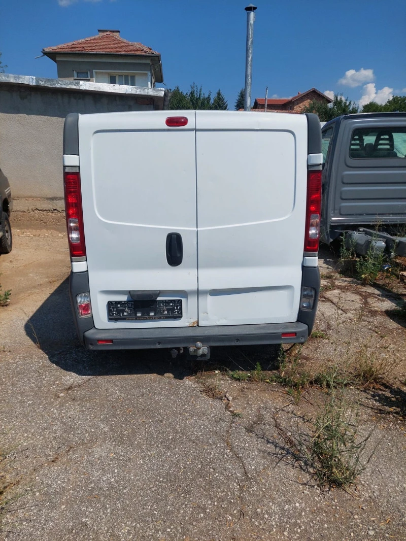 Opel Vivaro 2.0 cdti long klima, снимка 4 - Бусове и автобуси - 46638505