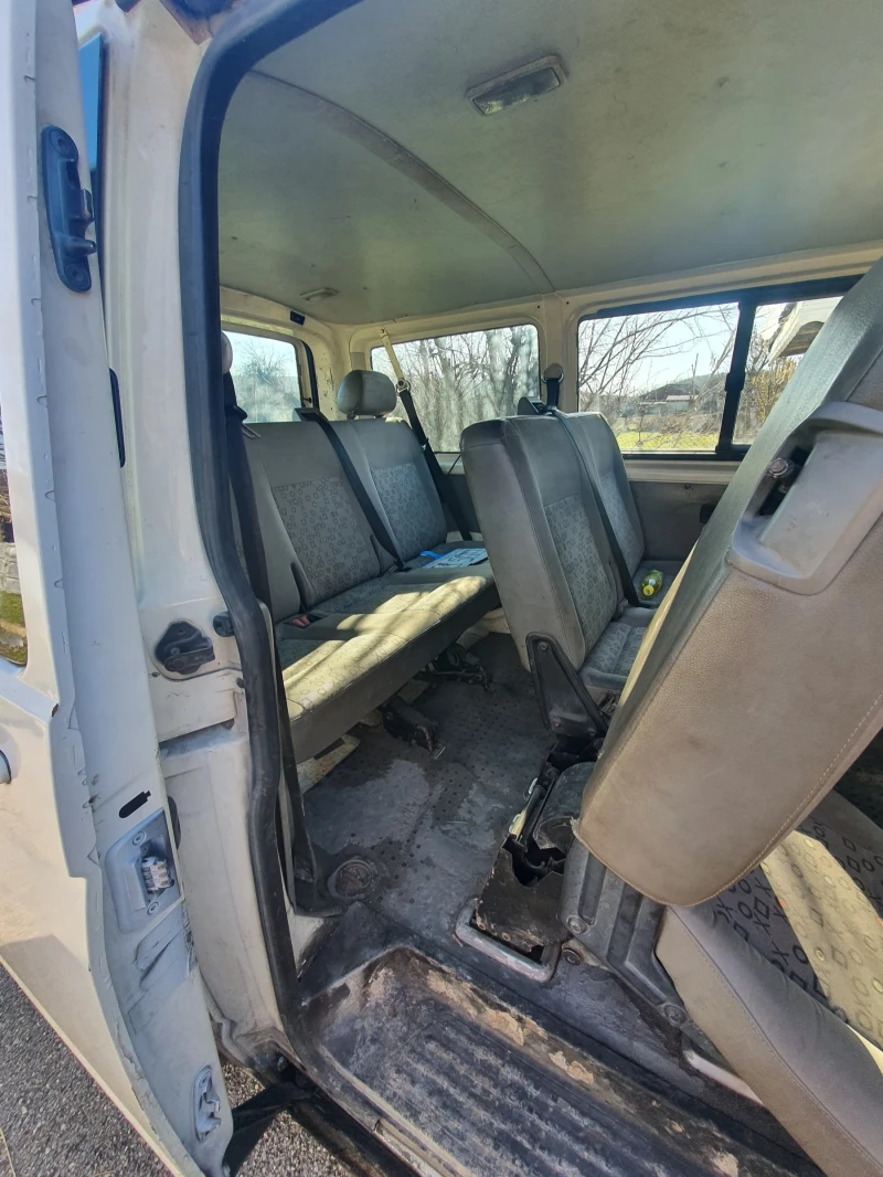 VW Transporter, снимка 4 - Бусове и автобуси - 49435524