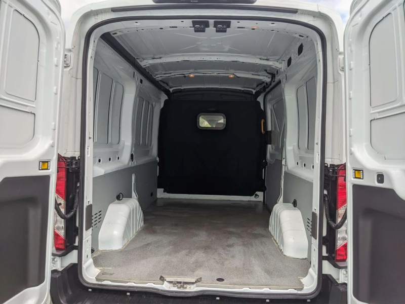 Ford Transit 2.0L EcoBlue, снимка 8 - Бусове и автобуси - 52916214