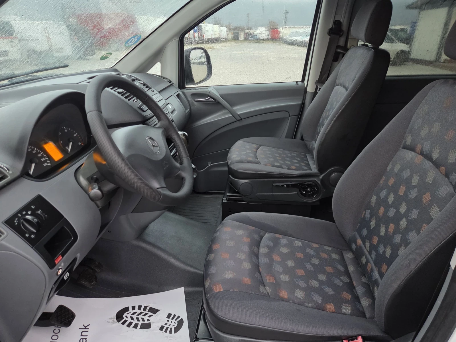 Mercedes-Benz Vito 111CDI, 9 местен, Климатик, Макси база - изображение 10