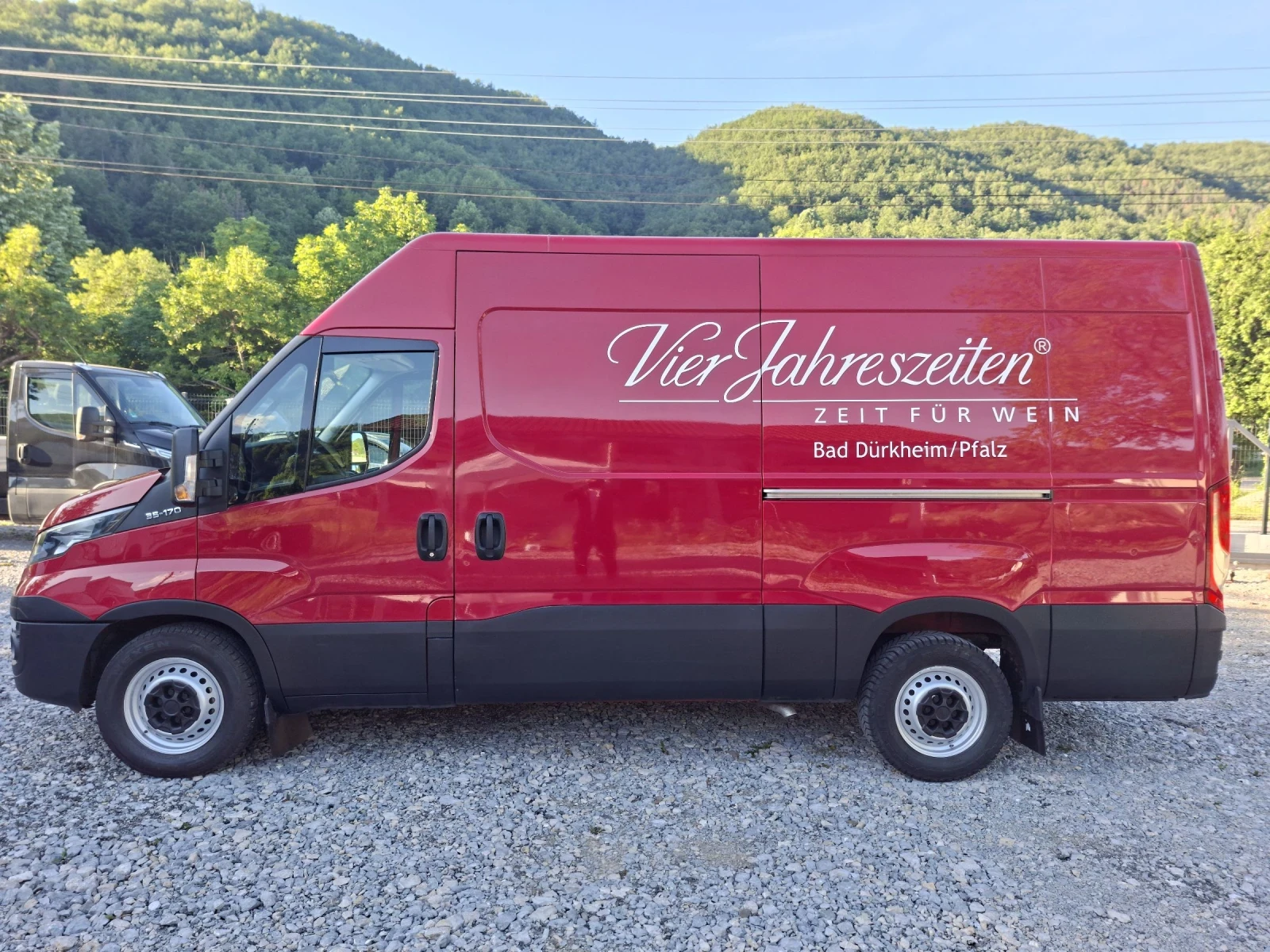 Iveco Daily 35s17* Две стр.врати* A/C* NAVI, снимка 2 - Бусове и автобуси - 54715205
