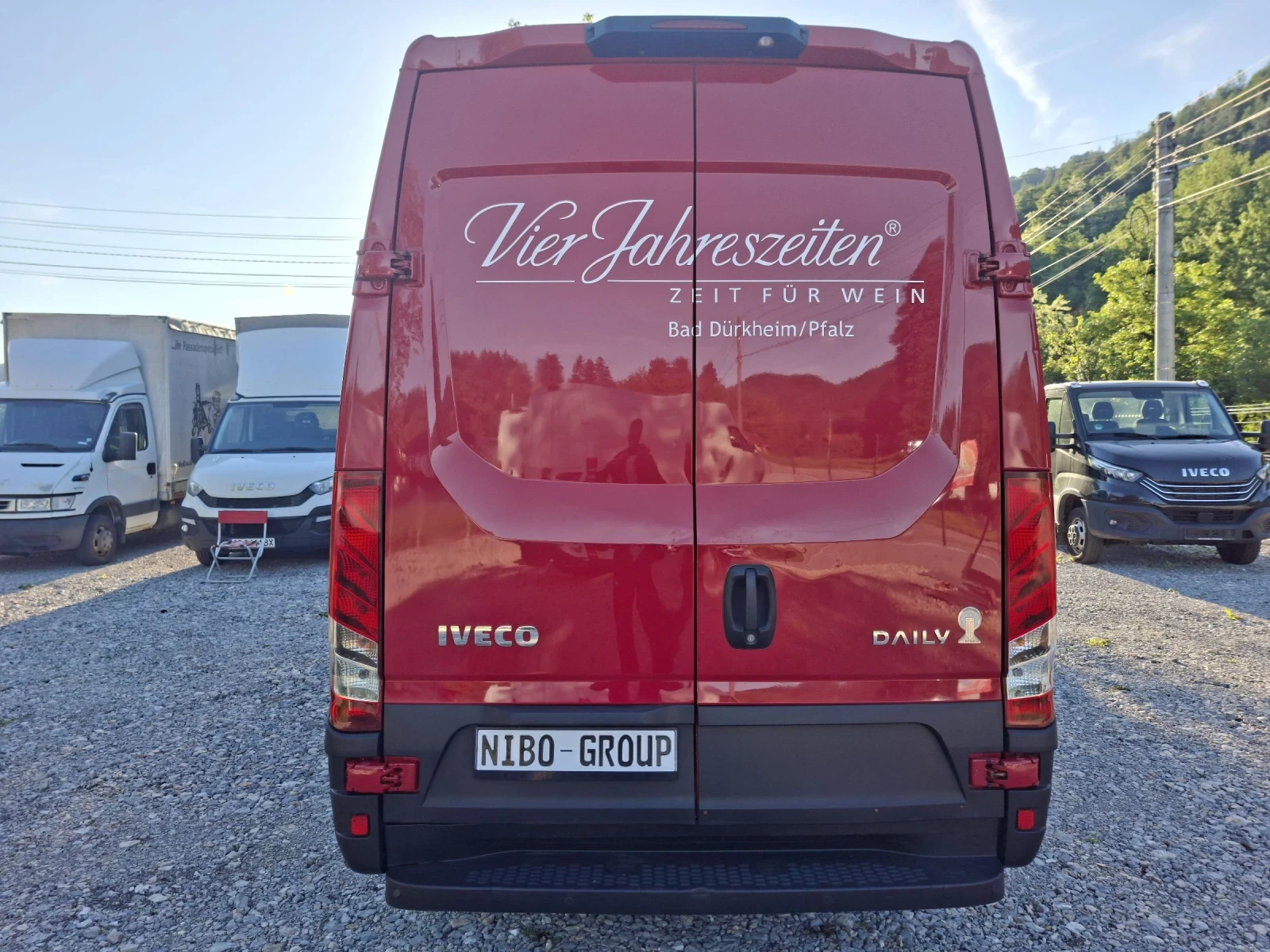 Iveco Daily 35s17* Две стр.врати* A/C* NAVI, снимка 4 - Бусове и автобуси - 54715205
