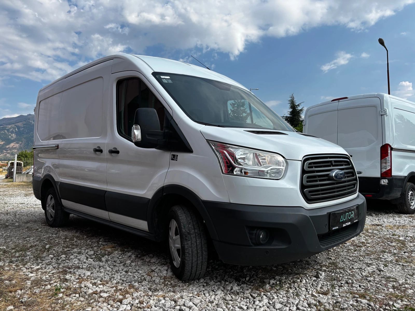 Ford Transit 2.2 155кс КАМЕРА КЛИМА, снимка 3 - Бусове и автобуси - 55791259