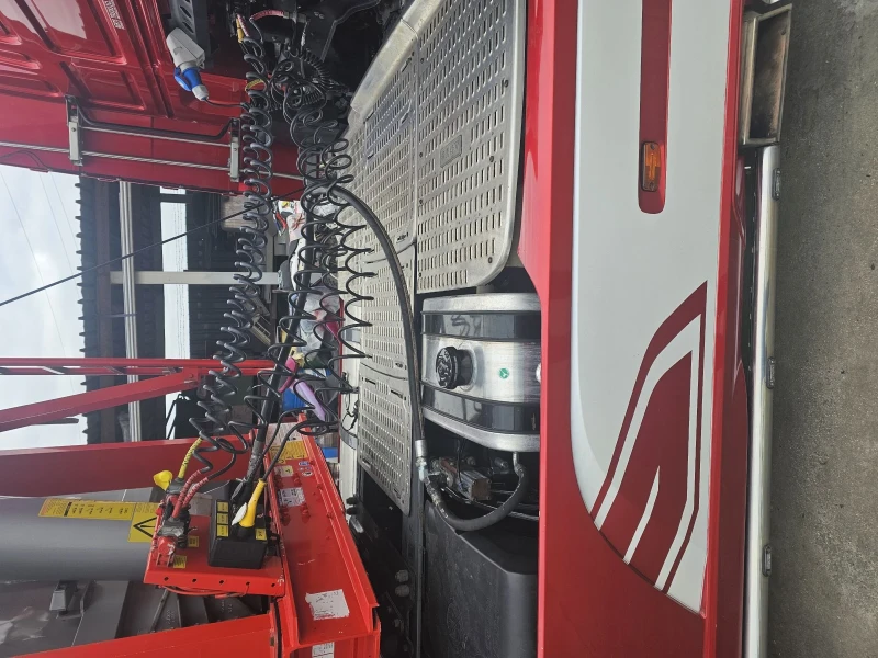 Daf XF, снимка 4 - Камиони - 51568887