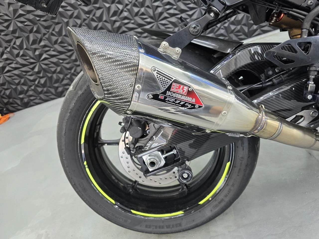 Suzuki Gsxr 1000R, снимка 15 - Мотоциклети и мототехника - 56184244
