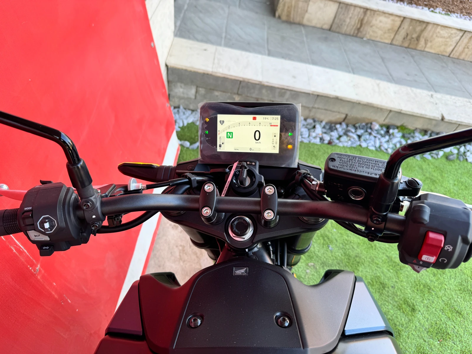 Honda Hornet CB750 e-clutch 2026 2�. ��������  NEW | Mobile.bg � ����������� 9