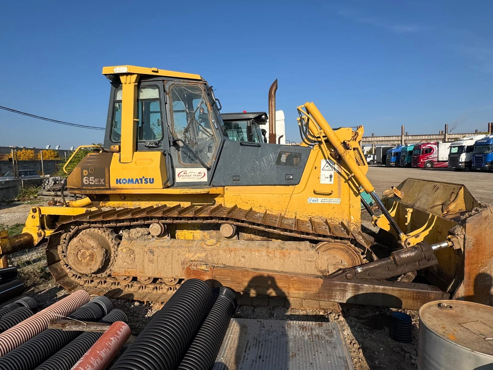 Булдозер Komatsu D65, снимка 1