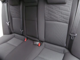 Toyota Avensis 2.0D4D, снимка 12