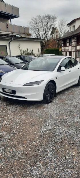 Tesla Model 3, снимка 1