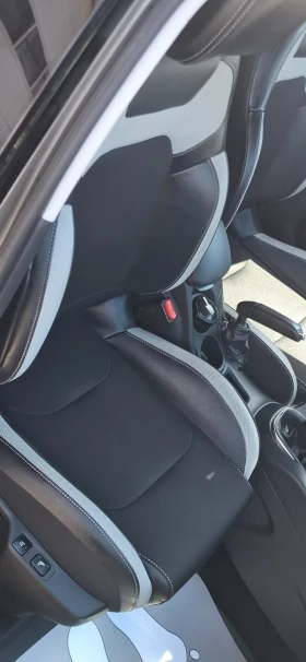 Citroen C4 1.4 VTI 95  Кожен сАлоН С Масаж, снимка 7