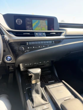 Lexus ES 300 h Facelift Executive - 36500 € / 71387.79 лв. - 65496186 8