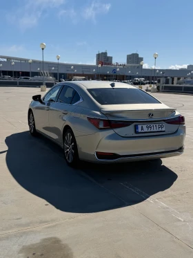 Lexus ES 300 h Facelift Executive - 36500 € / 71387.79 лв. - 65496186 3