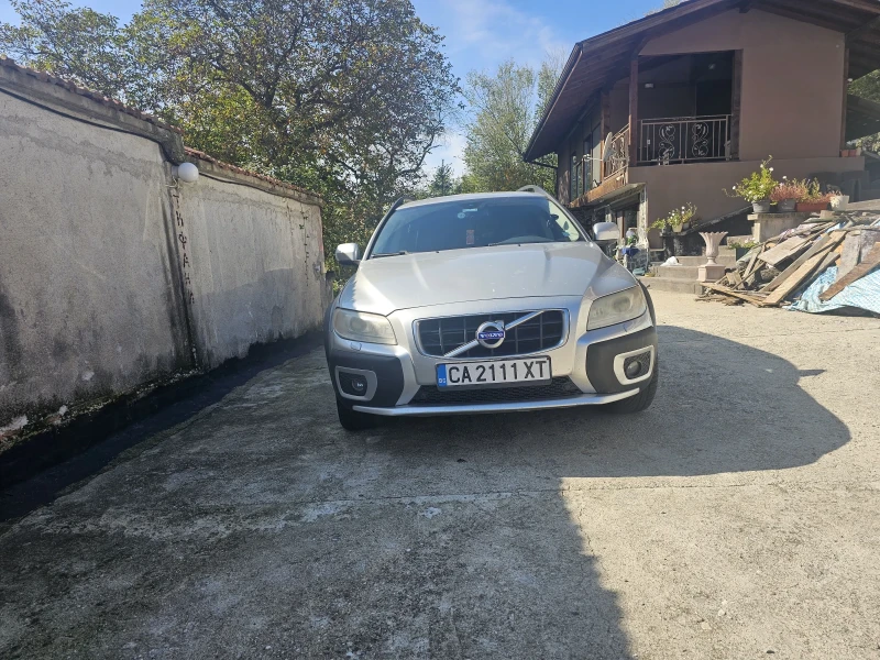 Volvo Xc70, снимка 7 - Автомобили и джипове - 47643118