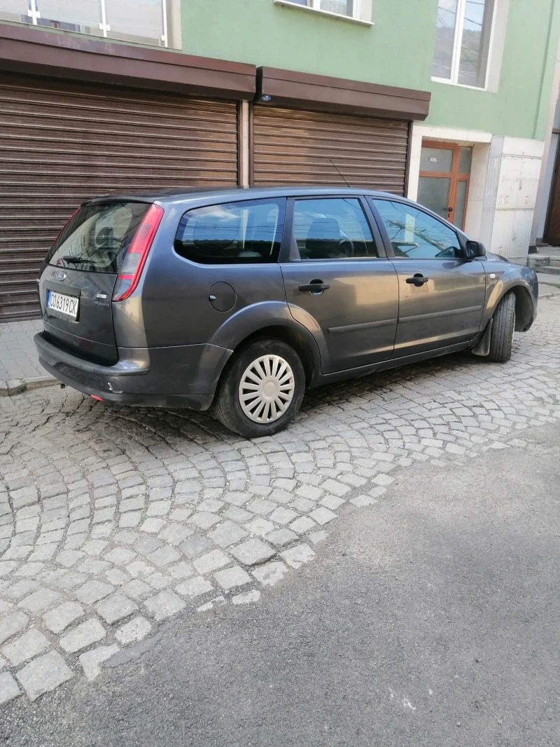 Ford Focus 1.6tdci, снимка 8 - Автомобили и джипове - 48504507