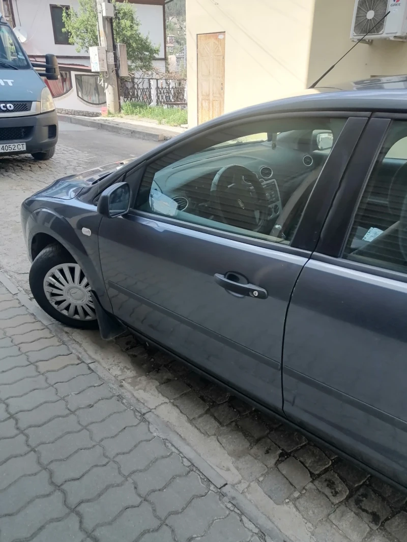 Ford Focus 1.6tdci, снимка 2 - Автомобили и джипове - 48504507