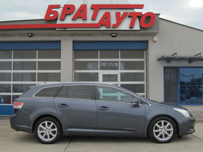 Toyota Avensis 2.0D4D, снимка 5 - Автомобили и джипове - 49761345