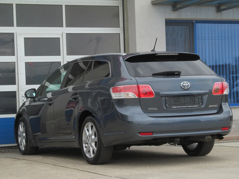 Toyota Avensis 2.0D4D, снимка 4 - Автомобили и джипове - 49761345
