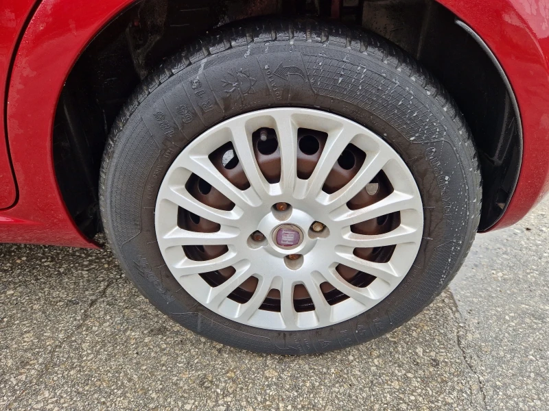 Fiat Punto 1.3m.jet, 90кс, 6ск, 10г, 5вр.Италия , снимка 15 - Автомобили и джипове - 51964789