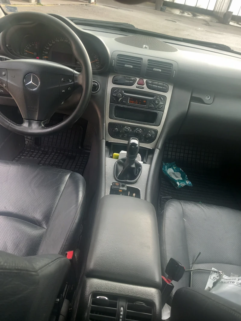 Mercedes-Benz C 220, снимка 7 - Автомобили и джипове - 52512920
