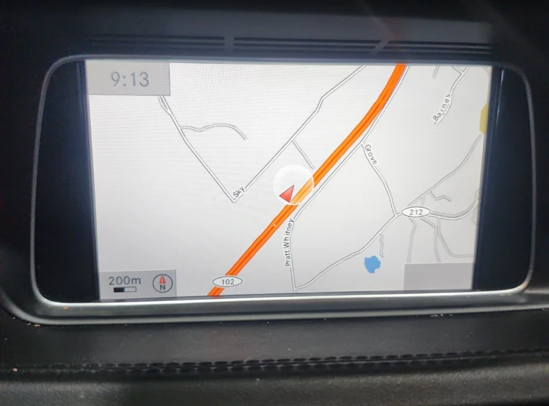 Mercedes-Benz E 400 видео на двигателя, снимка 7 - Автомобили и джипове - 52666880