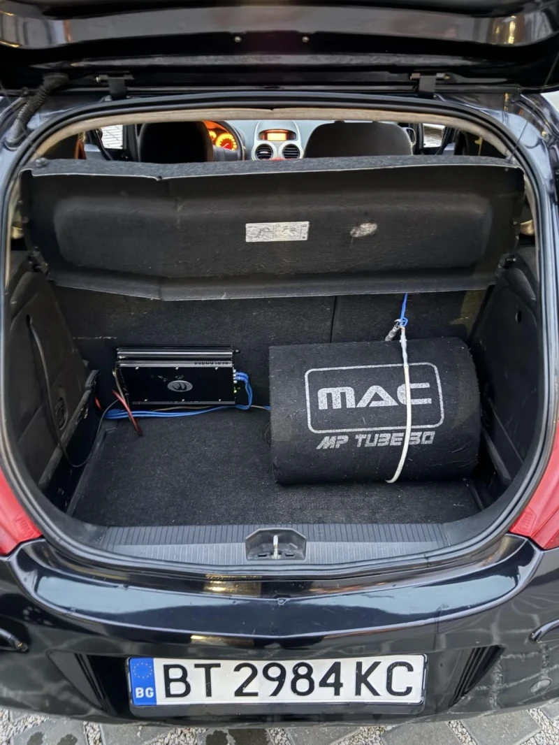 Opel Corsa 1.2 LPG, снимка 16 - Автомобили и джипове - 52699717