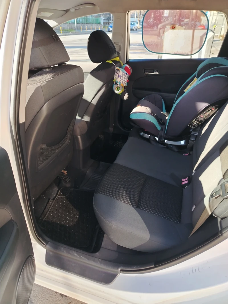 Hyundai I30 1.4 16v, снимка 9 - Автомобили и джипове - 52943835