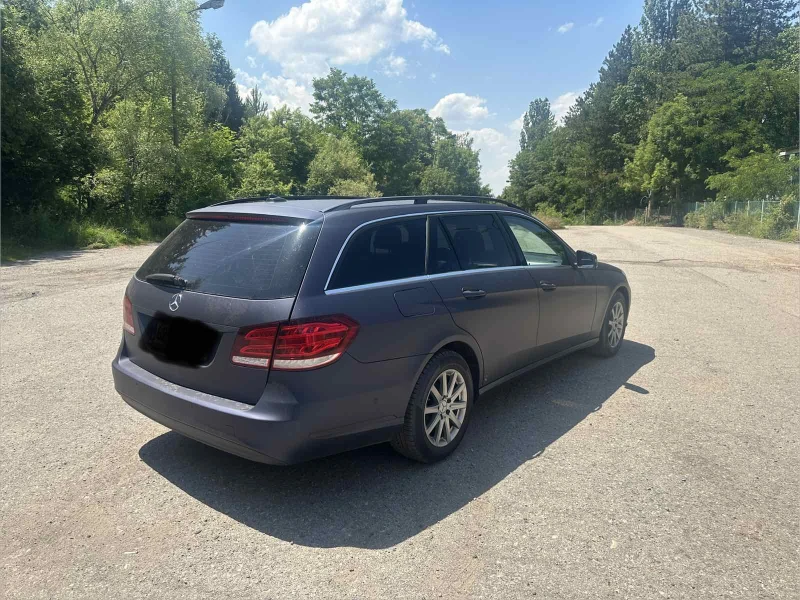 Mercedes-Benz E 200 Bluetec, снимка 3 - Автомобили и джипове - 53250569