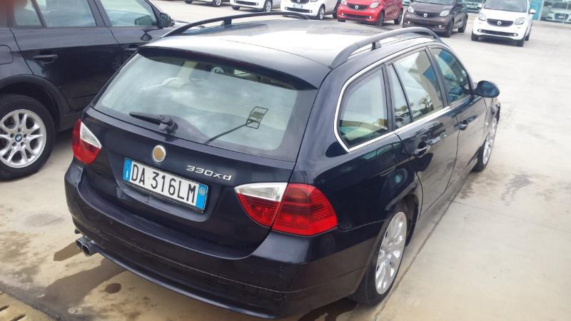 BMW 330 xd, снимка 3 - Автомобили и джипове - 42033435