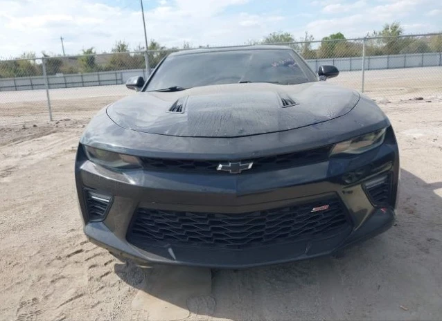 Chevrolet Camaro, снимка 3 - Автомобили и джипове - 49532732