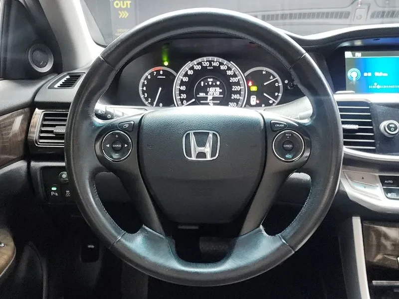 Honda Accord 2.4, снимка 13 - Автомобили и джипове - 54253576