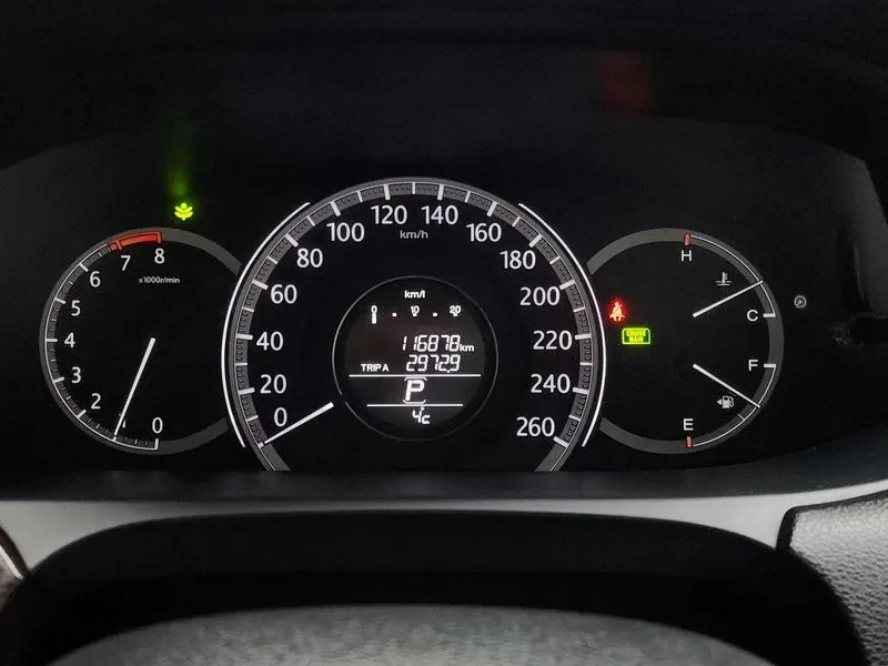 Honda Accord 2.4, снимка 8 - Автомобили и джипове - 54253576