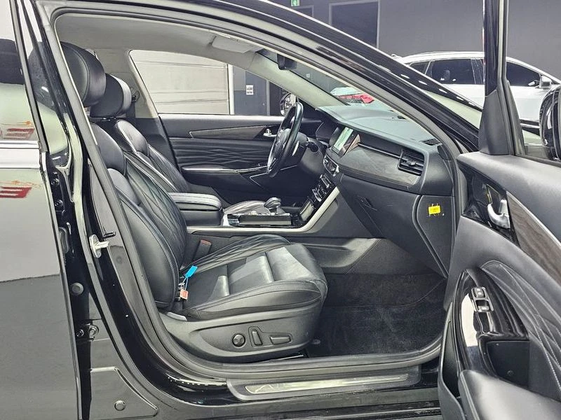 Kia K7 2.5 Automatic, снимка 11 - Автомобили и джипове - 55880358