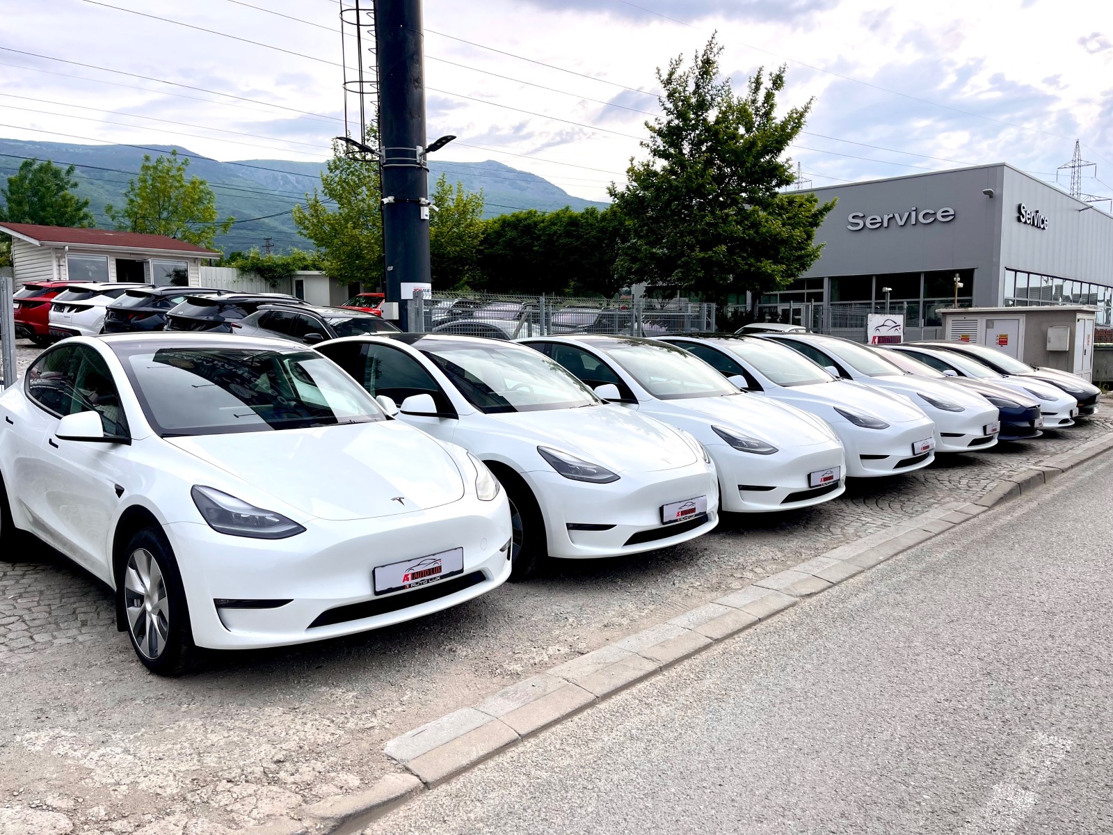 Tesla Model Y 5km!, long range, 4x4 - [1] 