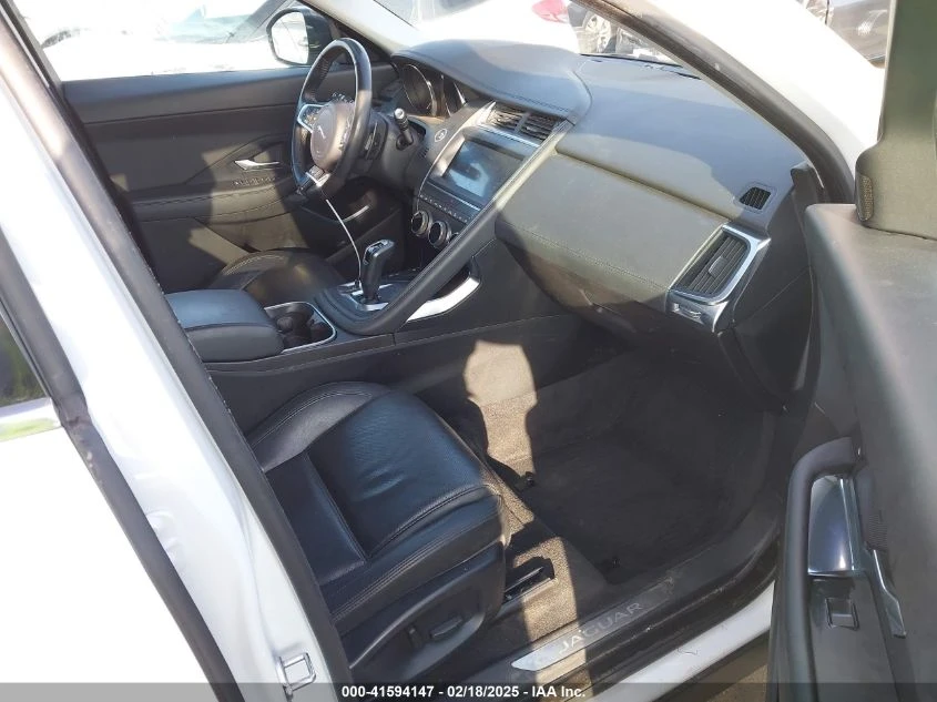 Jaguar E-pace 2.0L I-4 DI, DOHC, VVT, TURBO, 246HP All Wheel Dri - изображение 10
