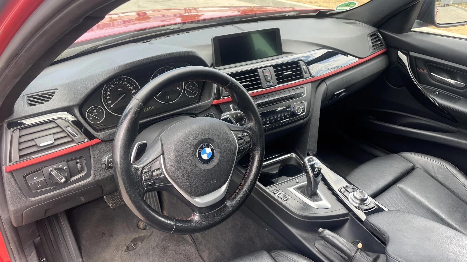 BMW 330 d xDrive Sport Line - изображение 9
