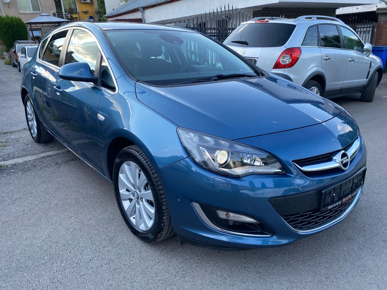 Opel Astra 1.6CDTI-DIST-CAMERA-EURO6B-COSMO-NAVI-PDC-LED-2015 - изображение 3
