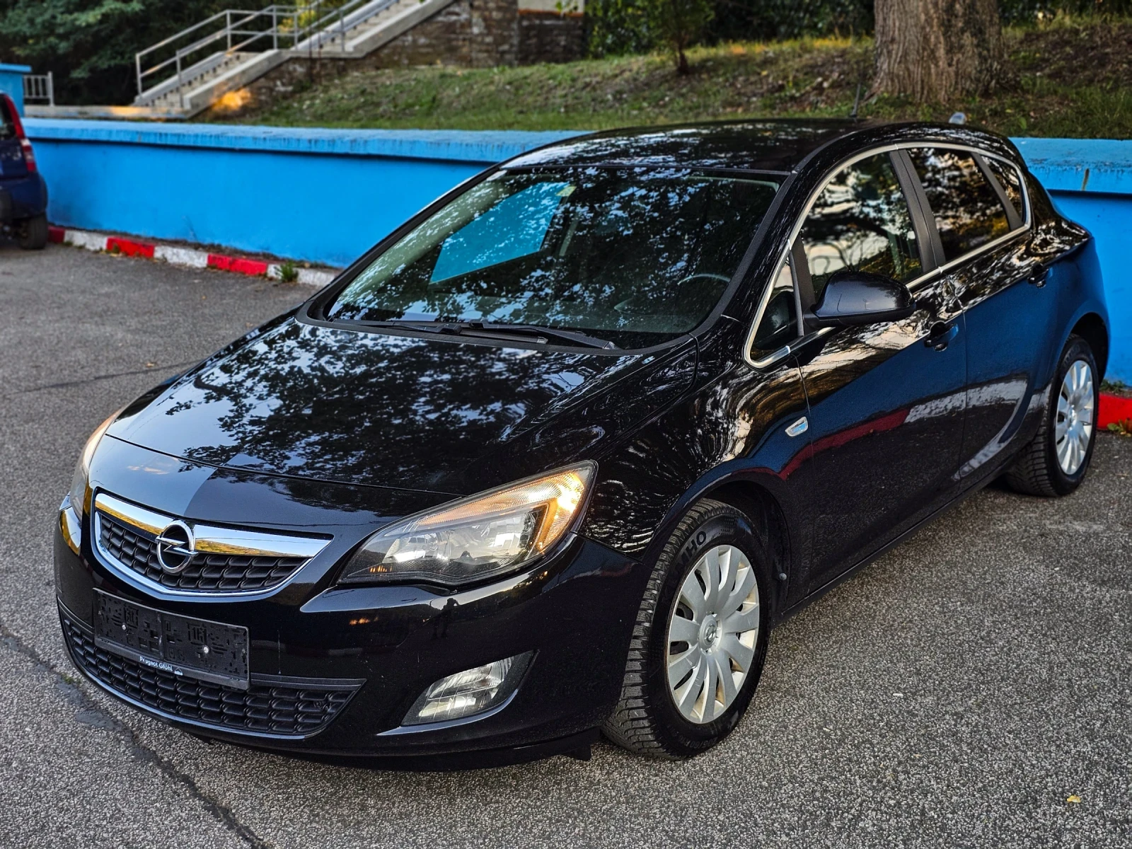 Opel Astra 1.7CDTI 110hp COSMO  - изображение 3