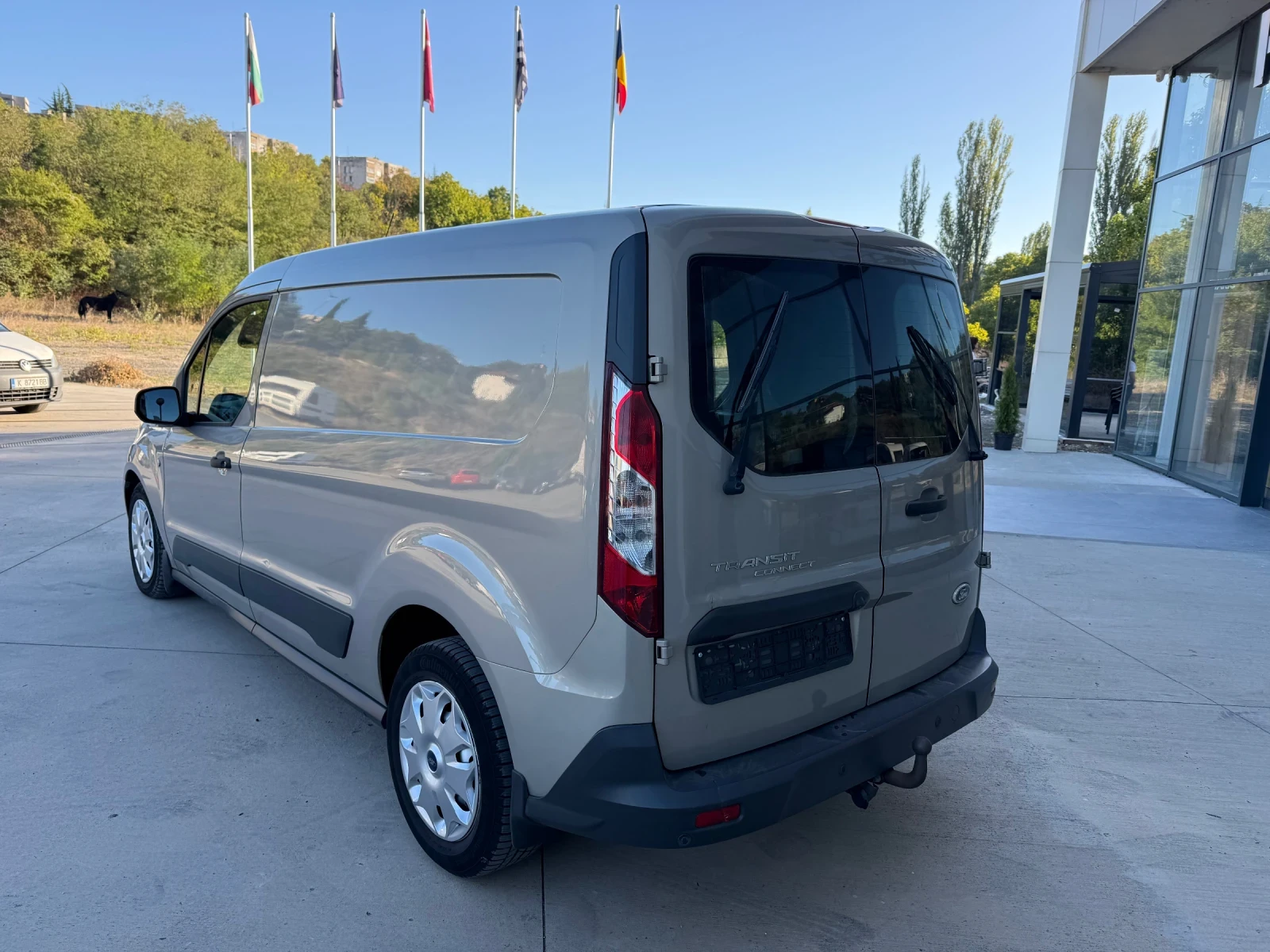 Ford Connect Автоматик/Климатик/Камера/Навигация/Подгрев - изображение 4