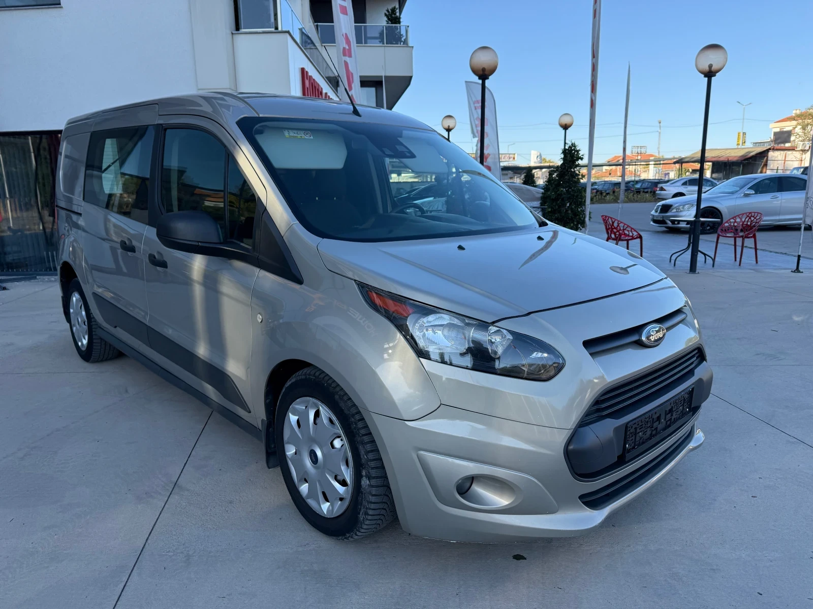 Ford Connect Автоматик/Климатик/Камера/Навигация/Подгрев - изображение 8