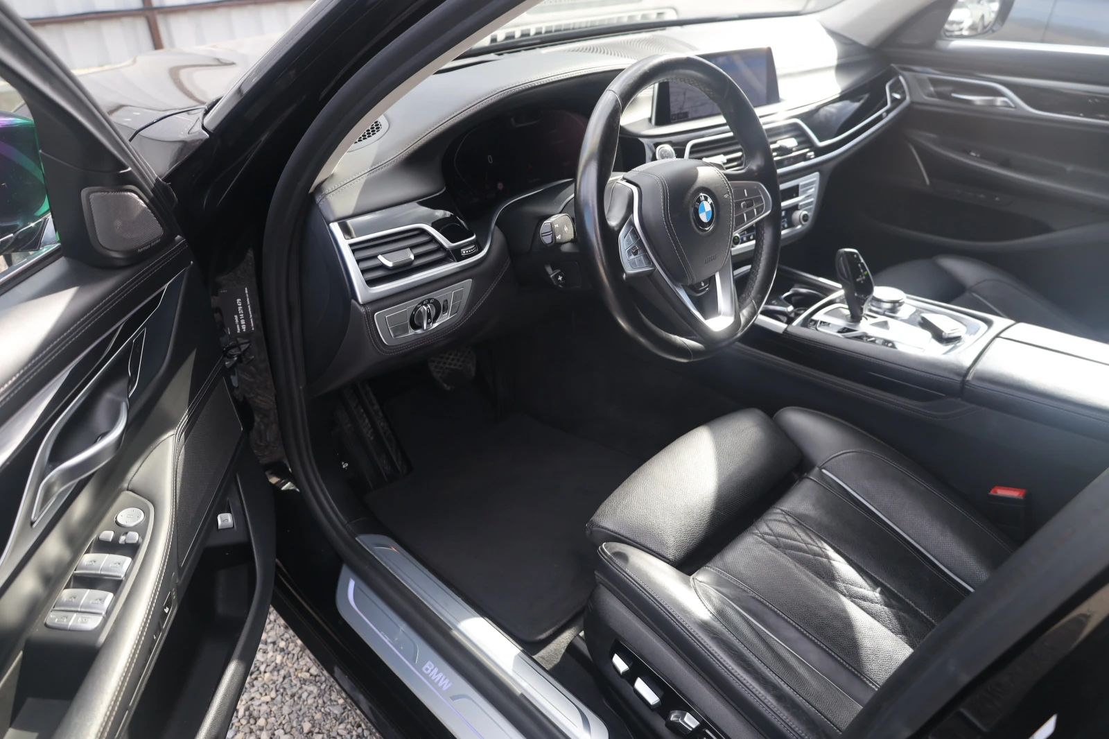 BMW 750 iL xDrive 360 SoftClo MASSAGE PANO HuD Luft iCarbg - изображение 9