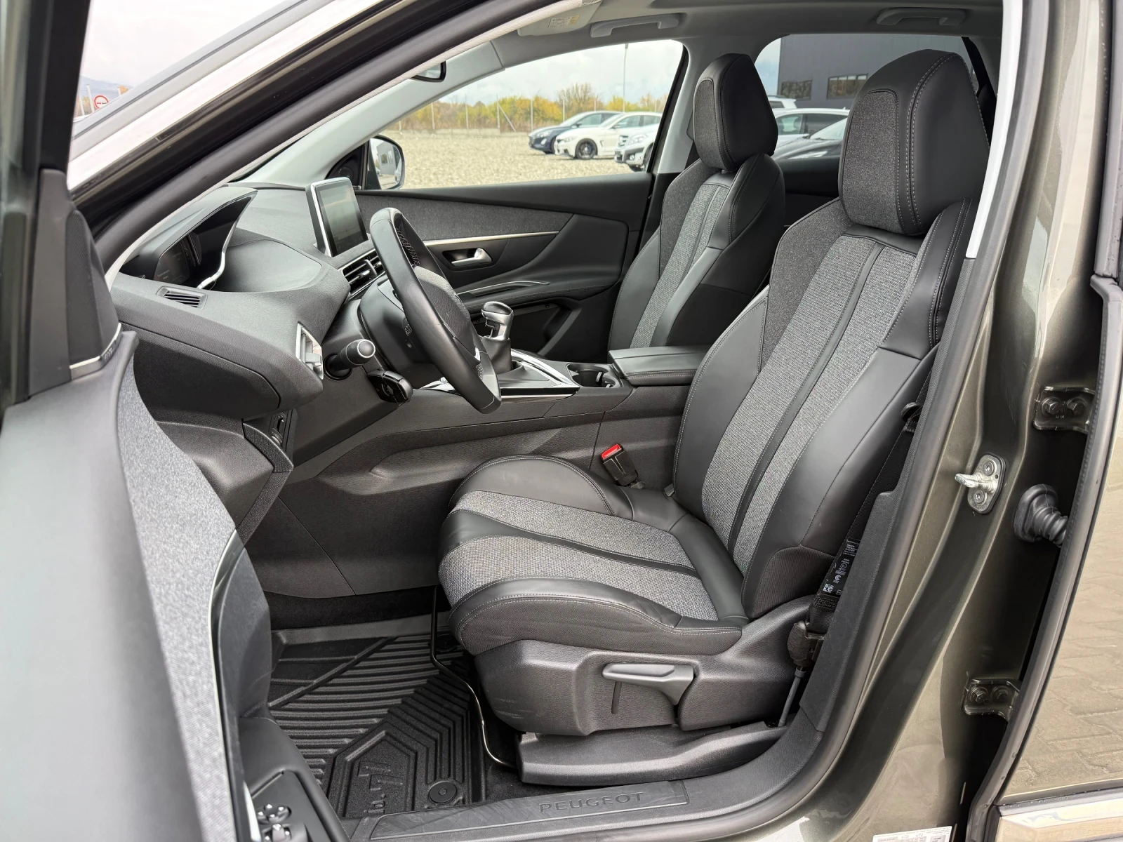 Peugeot 3008 1.6HDI PANORAMA/360 CAMERA/FOCAL/ | Mobile.bg   11