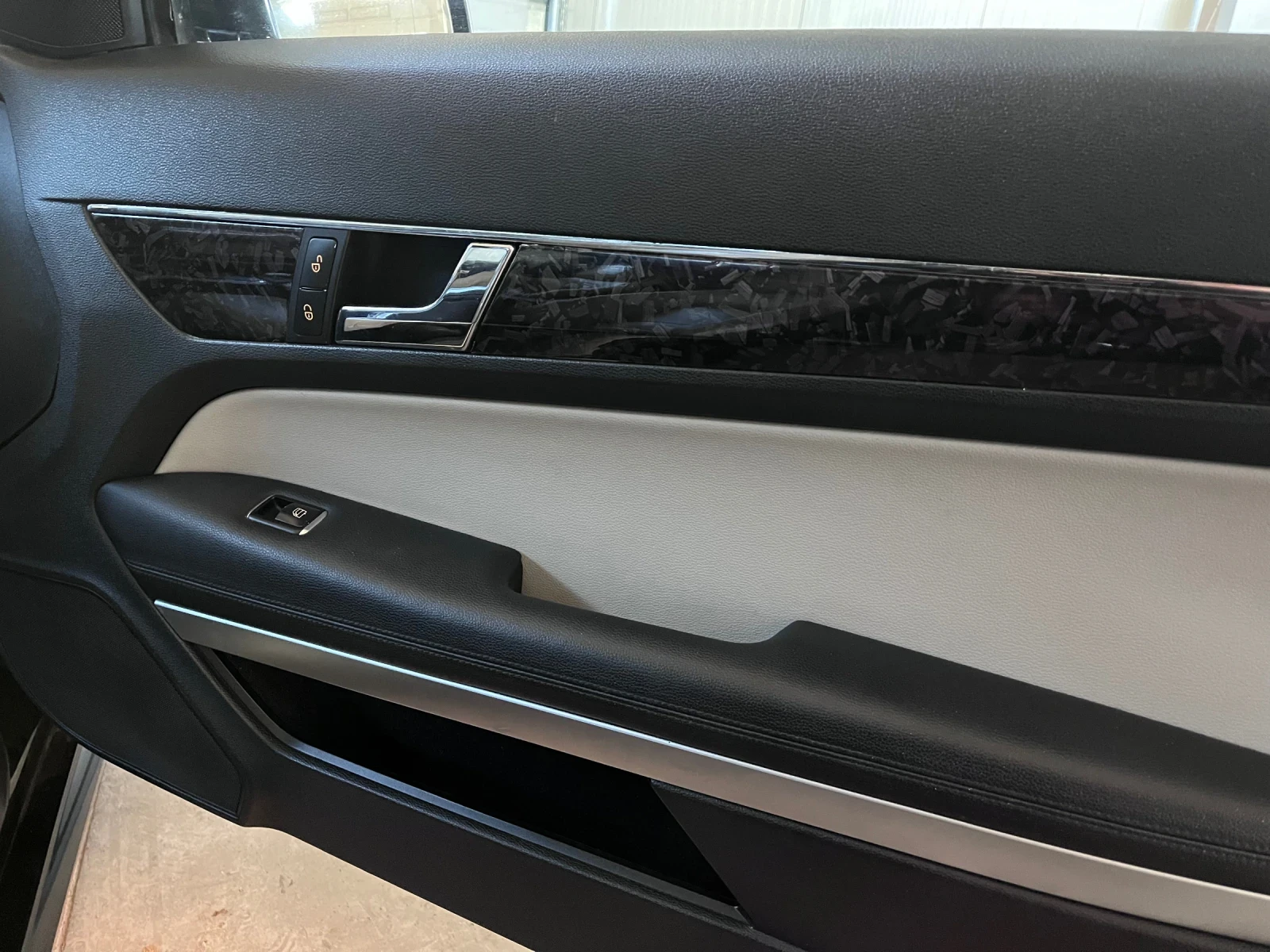 Mercedes-Benz E 220 AMG pack | Mobile.bg   12