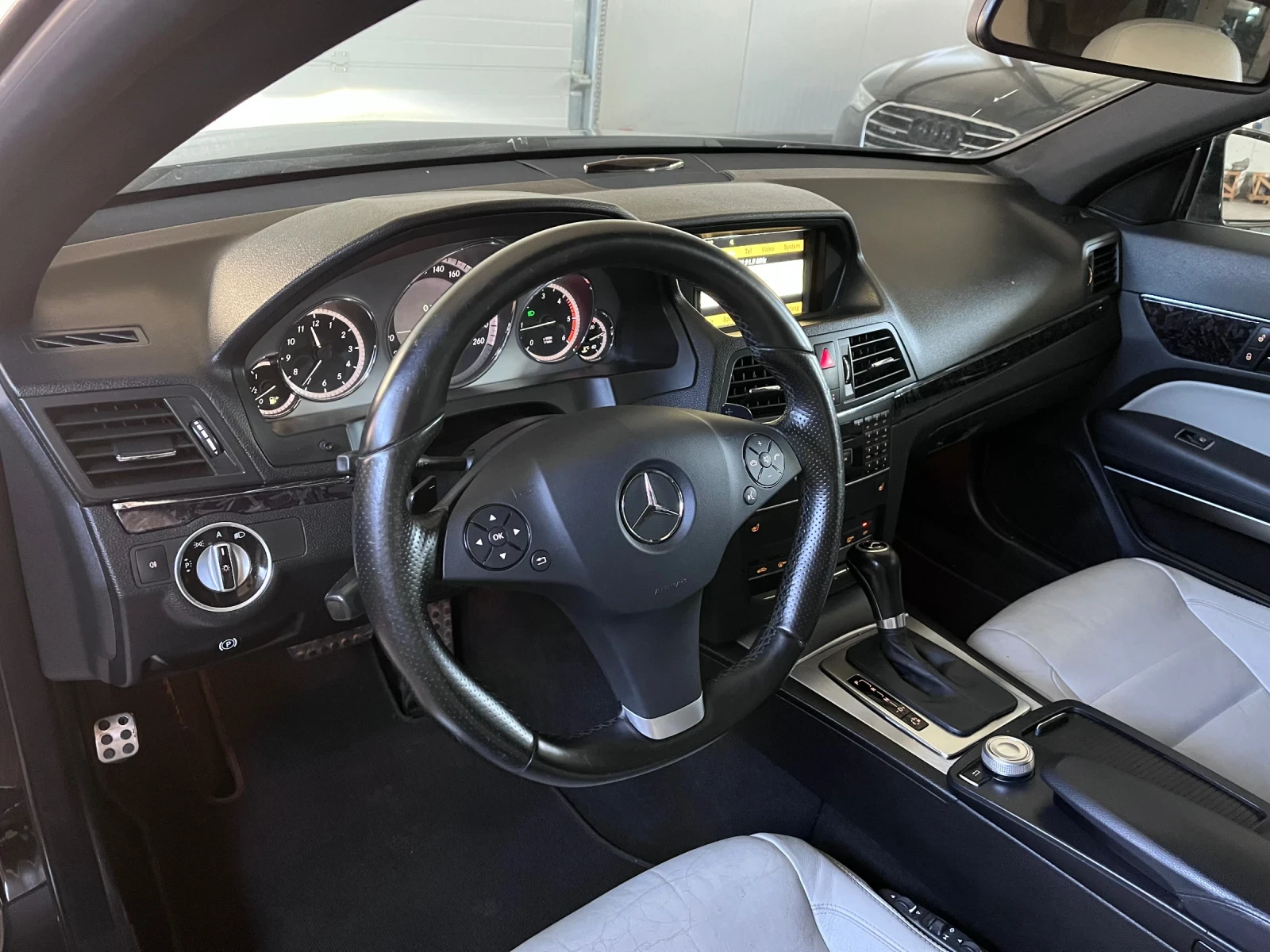 Mercedes-Benz E 220 AMG pack - изображение 8