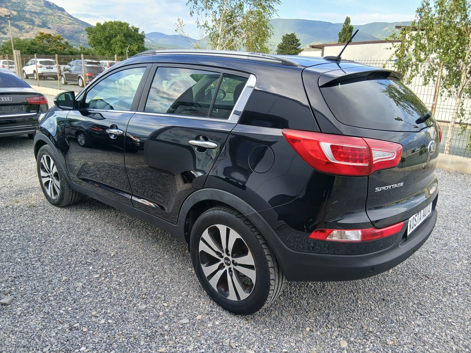 Kia Sportage КАТО НОВ/НАВИ/КАМЕРА, снимка 7 - Автомобили и джипове - 53697286