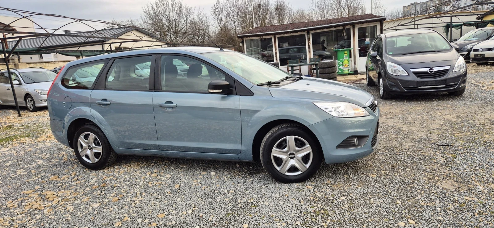 Ford Focus 1.6, снимка 3 - Автомобили и джипове - 53952692